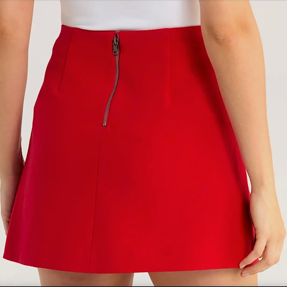 ALICE + OLIVIA  Alice + Olivia Semira Pleated Mini Skirt In Red - Picture 7 of 15